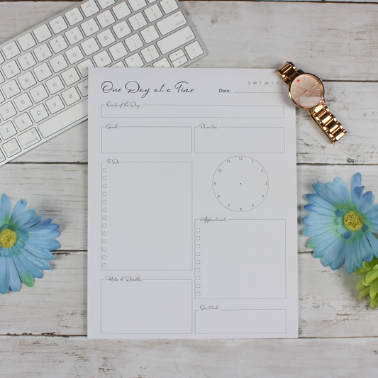 Daily Deskpad, Regular, White - Scribbly 